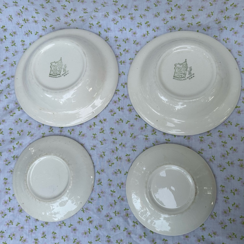 Old Curiosity Shop Dishes (4) - Picture 8 of 11